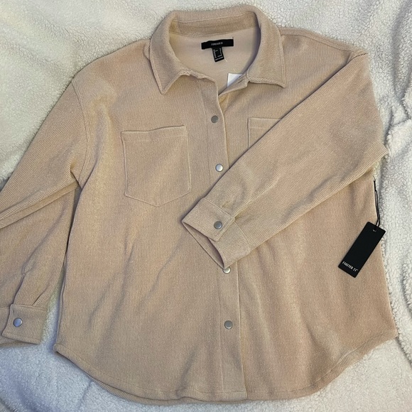 Forever 21 Tops - 🆕 FOREVER 21 BEIGE CORDUROY SHACKET | L